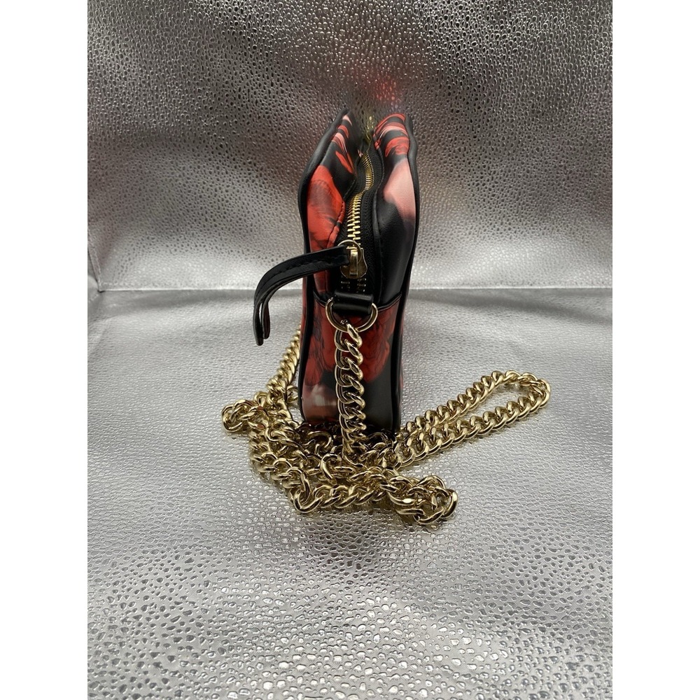 Victoria's Secret Black Red Floral Crossbody Bag Gold Chain Strap Zip Closure - Picture 4 of 4